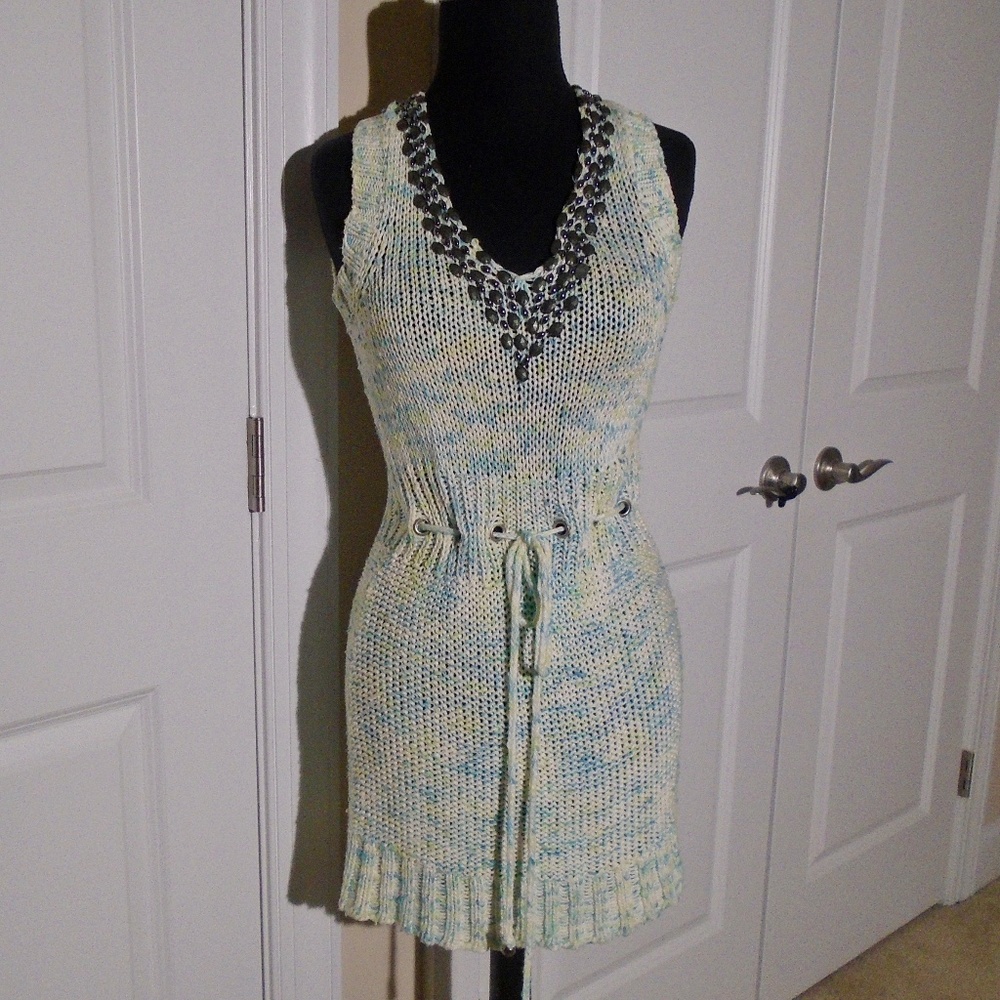 BCBGMAXAZRIA Beaded Knit Sleeveless Dress XS/S